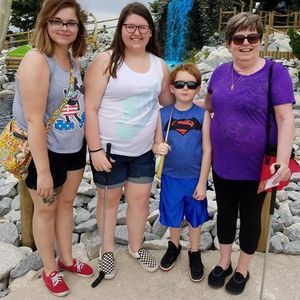 Meet your Posher, Lynn